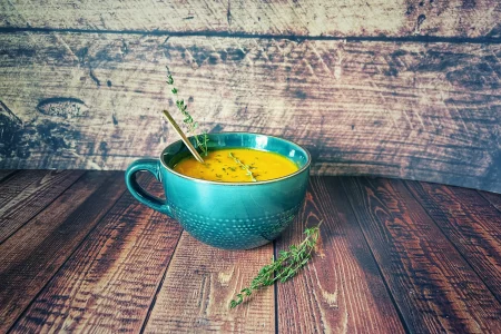 Kürbissuppe mit Thymian