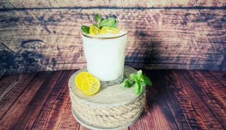 Minz-Limequat-Kokos-Mocktail