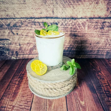 Minz-Limequat-Kokos-Mocktail