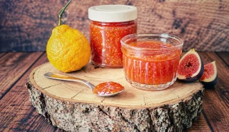 Selbst gemachte Lima-Rossa-Feigen-Marmelade mit Lima Rossa und Feigen
